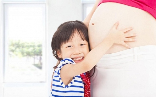 Những lưu ý khi dùng Canxi và Sắt trong thời kỳ mang thai.